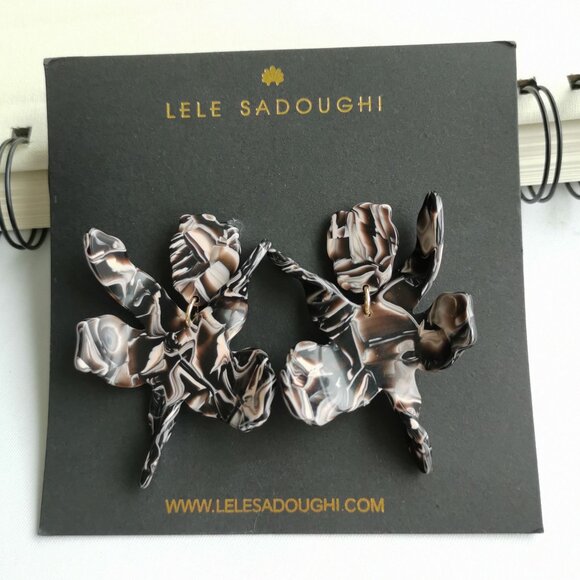 Lele Sadoughi - Small Paper Lily Maple Earrings - Picture 1 of 3